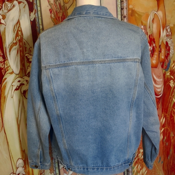Jean Jacket - Picture 3 of 4